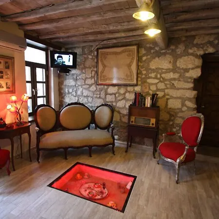 Gold Harmoni B&B